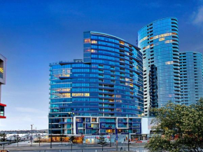 ReadySet Apartments on Central Pier